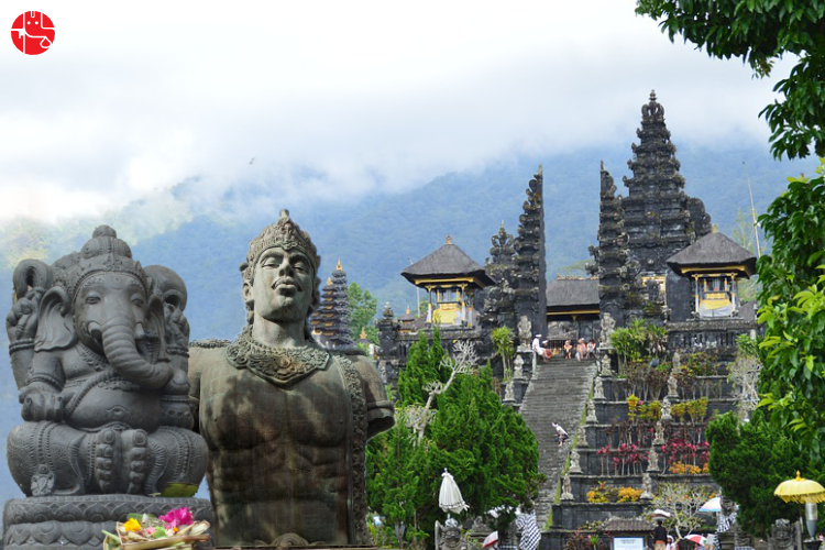 Balinese Hinduism: Facts about Balinese Hindus