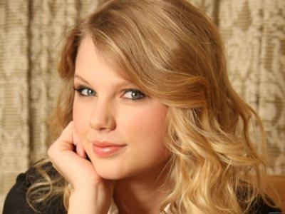 anesha indicates great popularity for Taylor Swift