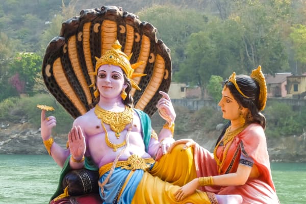 एकादशी मंत्र, महत्व और व्रत में क्या करना चाहिए