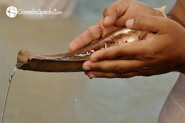 श्राद्घ पक्ष में पाएं पितृ दोष या पितृ ऋण से मुक्ति